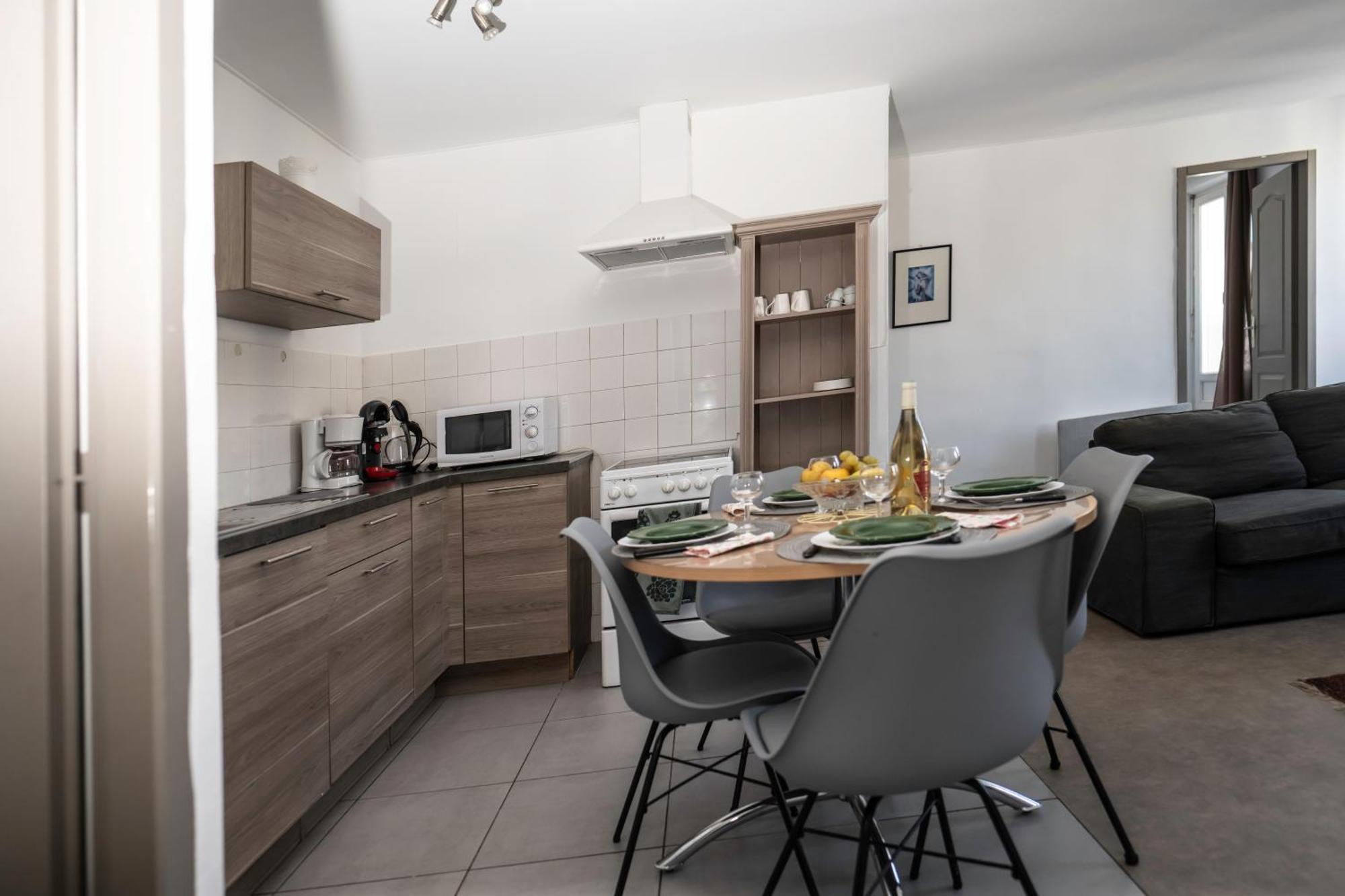 "Evasion"-Meuble De Tourisme 3 Etoiles -Residence "Les Logis De Beziers"-Garage Optionnel-Coeur De Ville-Plages A 16Km ! Luaran gambar